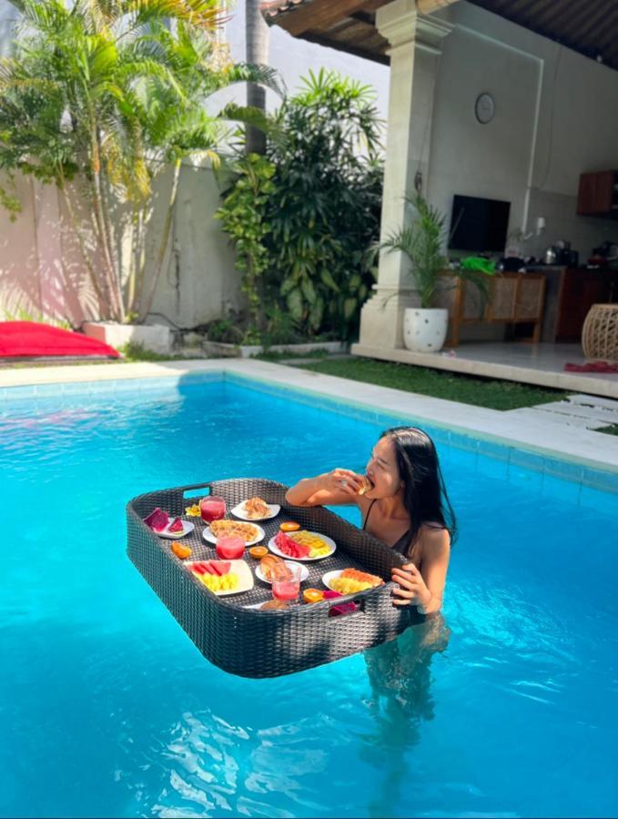 Deba Ii * Seminyak (Bali)