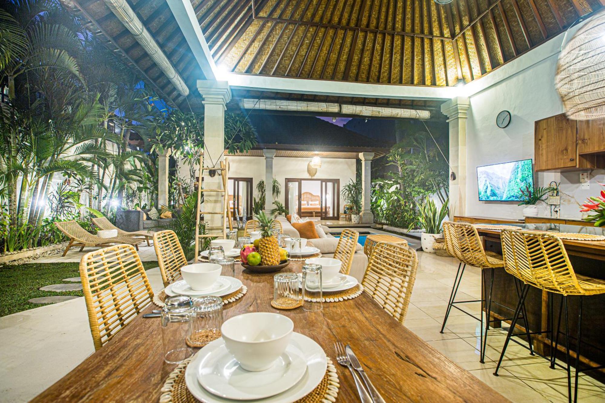 Deba Ii Villa Seminyak (Bali)