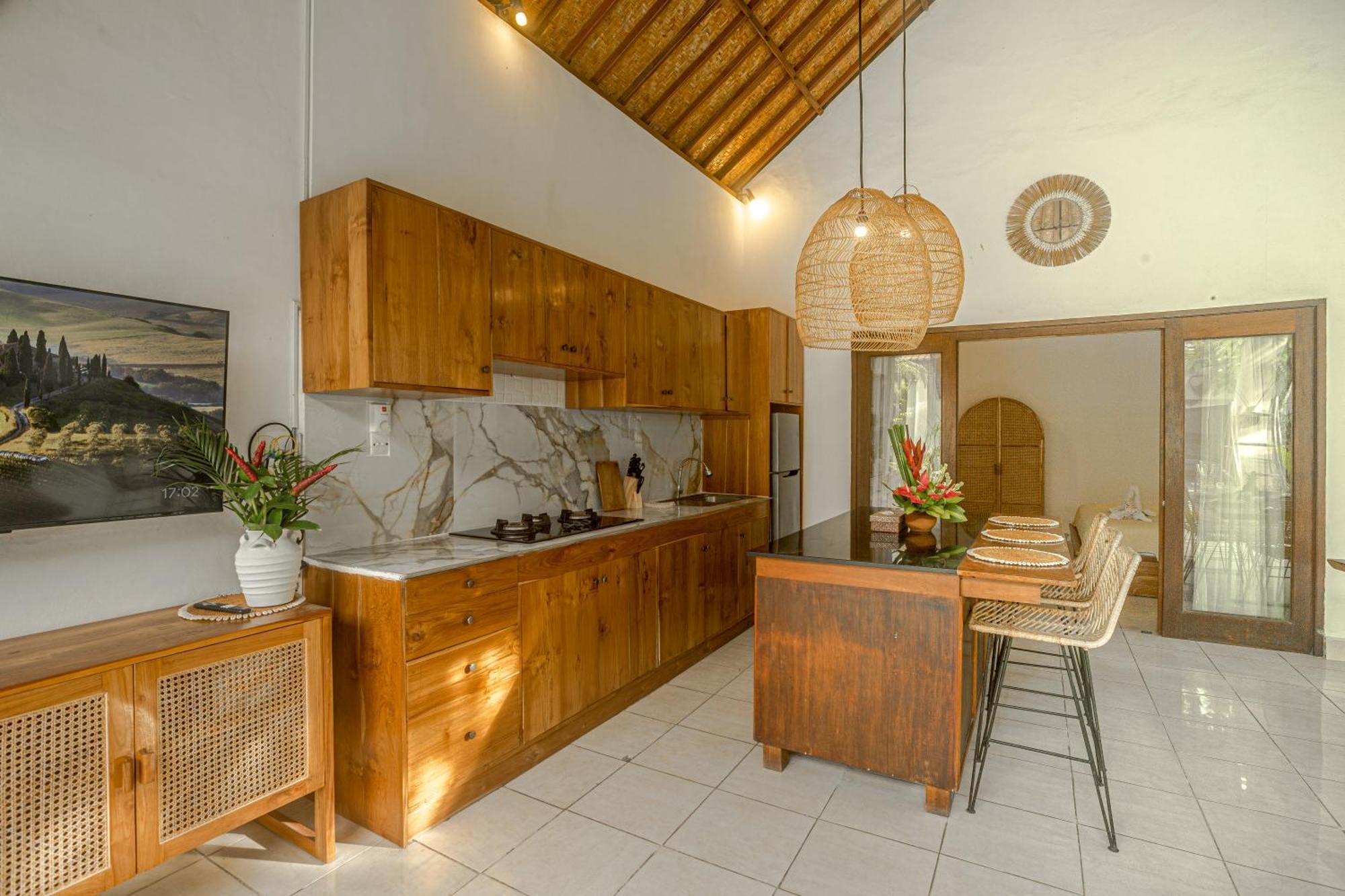 Deba Ii Villa Seminyak (Bali)