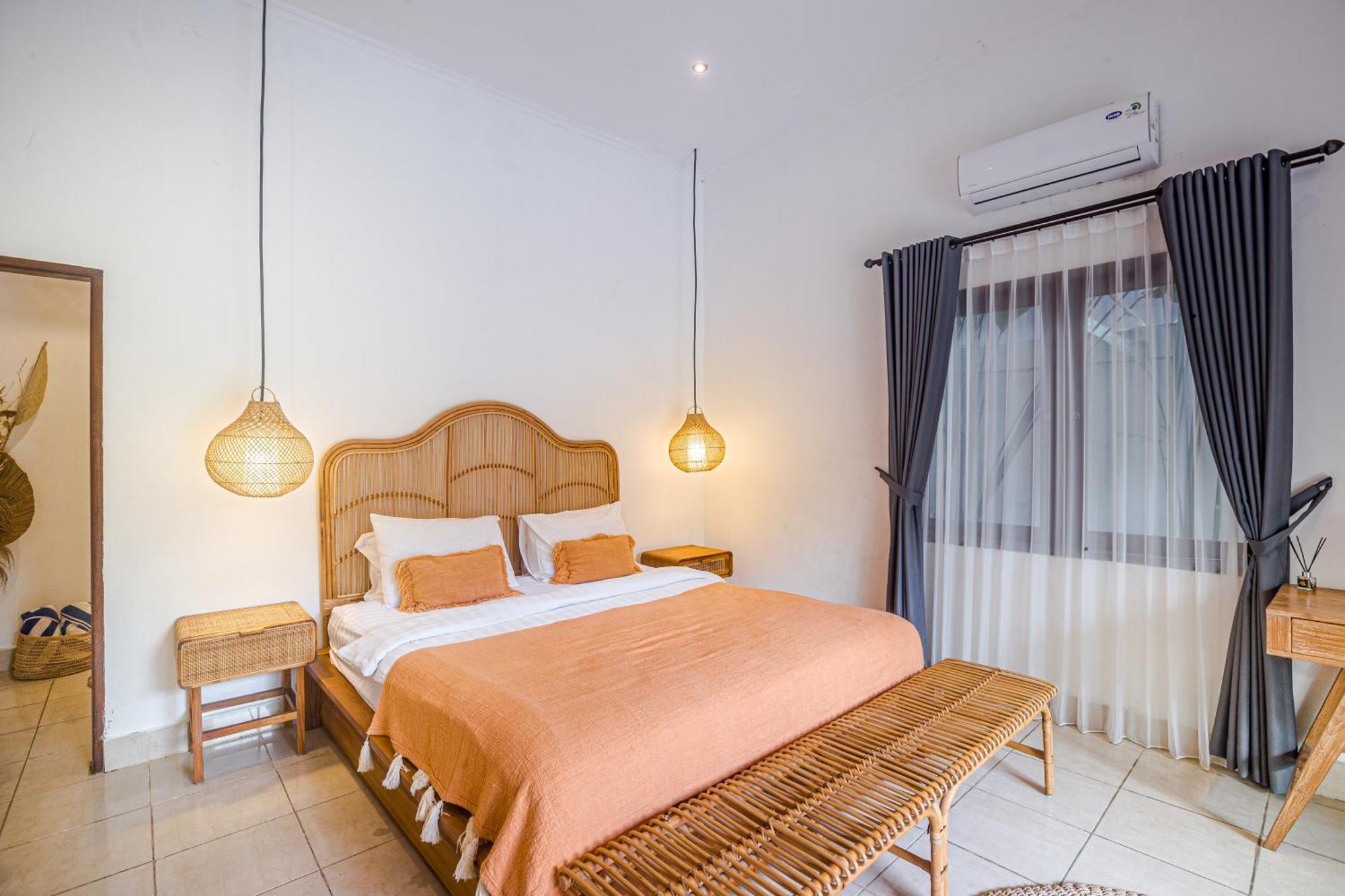 Deba Ii Seminyak (Bali)