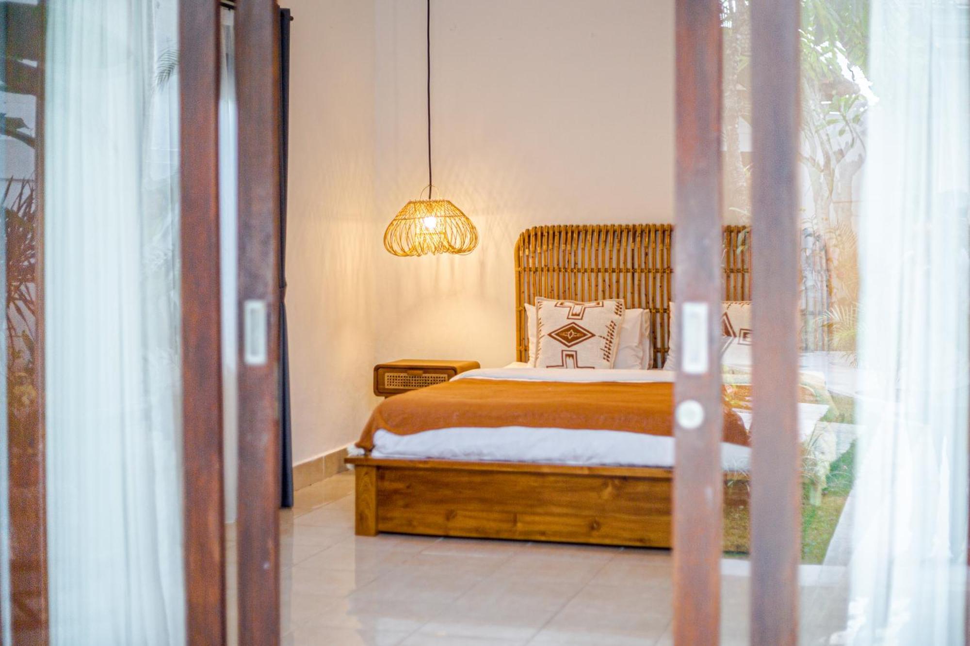 Deba Ii * Seminyak (Bali)