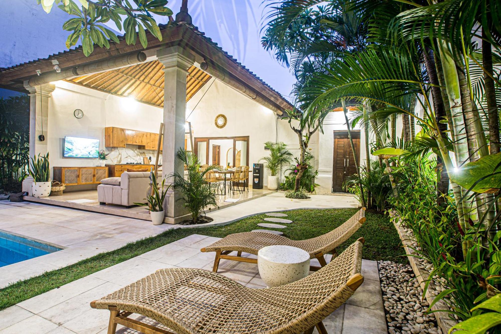 Deba Ii * Seminyak (Bali)